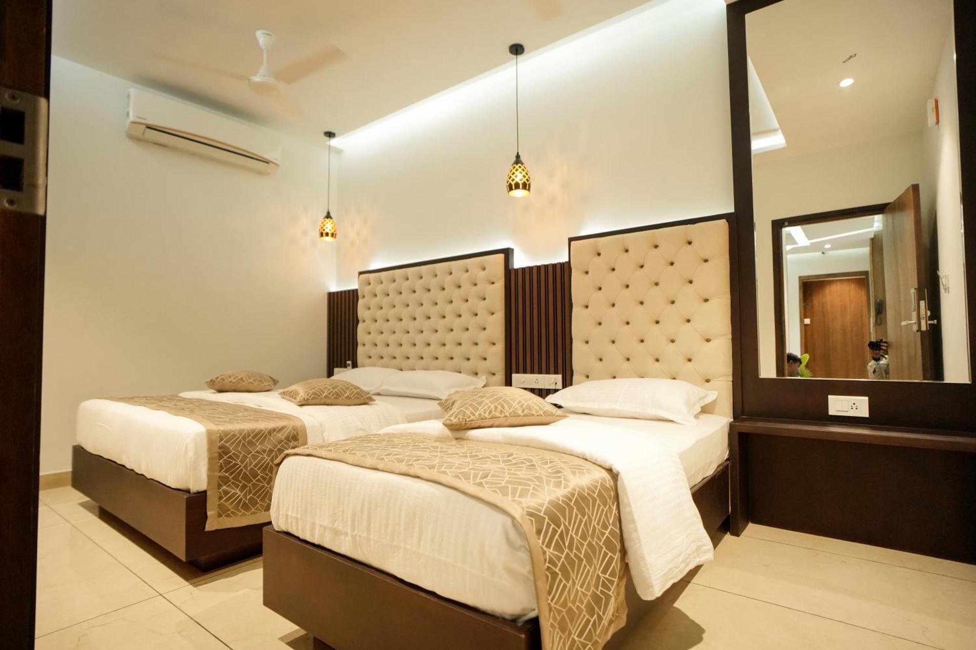 Sulu Residency Hotel Kochi Екстериор снимка